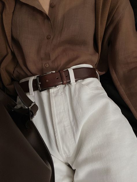 Details Brown Belt Outfit, High Waisted Slacks, Brown Shirt, Brown Outfit, Stil Inspiration, Hijab Style, Professional Outfits, Casual Style Outfits, Lookbook Outfits