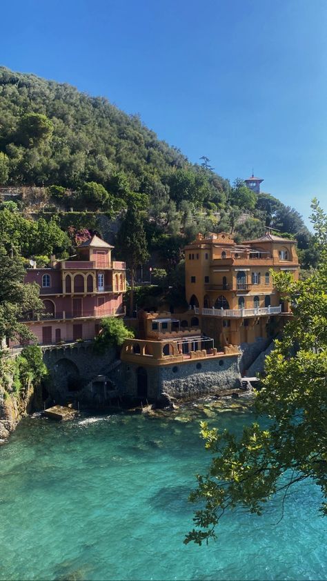 Italy Beach Aesthetic, Amalfi Coast Italy Aesthetic, Cinque Terre Aesthetic, Aesthetic Amalfi Coast, Amalfi Coast Aesthetic, Love In Portofino, Italy Cinque Terre, Italy Amalfi Coast, Italy Coast