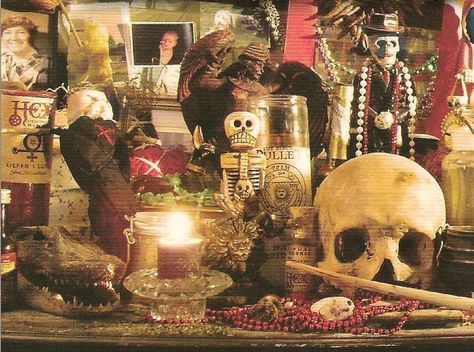 vodoo alter | Altars: Voodoo #Altar. | Hoodoo, Voodoo, Santeria & Conjure Voodoo Party, Voodoo Halloween, Voodoo Magic, Voodoo Priestess, Marie Laveau, Voodoo Hoodoo, Voodoo Spells, Witch Doctor, Season Of The Witch