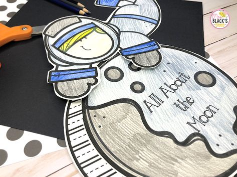 Are your students learning about the moon or the solar  system?  They will LOVE this craft and  writing activity.  These lessons are so  easy to prep and make a wonderful display once completed.  The activities are best suited for students  in Kindergarten, First or Second grades.   Students will have a blast as they color and then record their learning  about the moon. Love You To The Moon And Back Craft, Astronaut Topper, First Grade Crafts, Moon Craft, Students Gifts, Pre-k Science, Moon Activities, Valentines Day Bulletin Board, 2nd Grade Activities