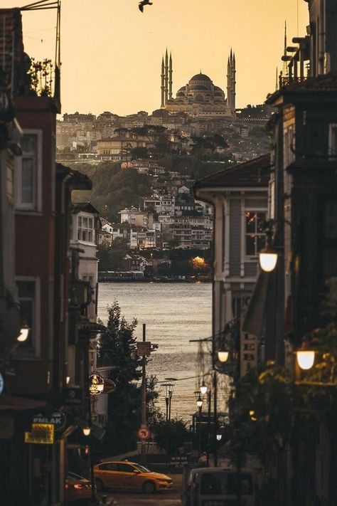 Istanbul Turkey Photography, Istanbul Photography, Istanbul City, Istanbul Travel, Hagia Sophia, Fantasy Places, Turkey Travel, Dream Travel Destinations, Dream City