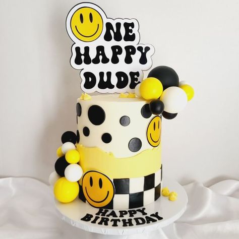 One happy dude themed cake.. strawberries and cream in flavour #cake #cakeideas #firstbirthdayparty #firstbirthdaycake #onehappydude #hippy #hippycake #kidscake #birthdaycakeideas Happy Dude Cake, One Cool Dude Birthday Cake, One Happy Dude Cake Pops, One Happy Dude Cake Ideas, One Happy Dude First Birthday Smash Cake, One Cool Dude Cake, One Happy Dude Birthday Cake Smash, Two Cool Birthday Cake, One Cool Dude