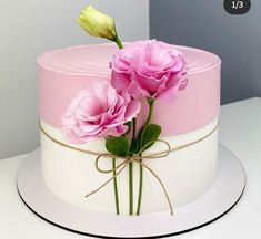 Simple Cakes For Women Birthdays, Simple Elegant Birthday Cakes For Women, Fresh Flower Cake Decoration, 50 Birthday Cake For Women Elegant, Cake For Women Elegant, Berry Aesthetic, Birthday Cake For Women Simple, Landscape Purple, Flower Cake Design