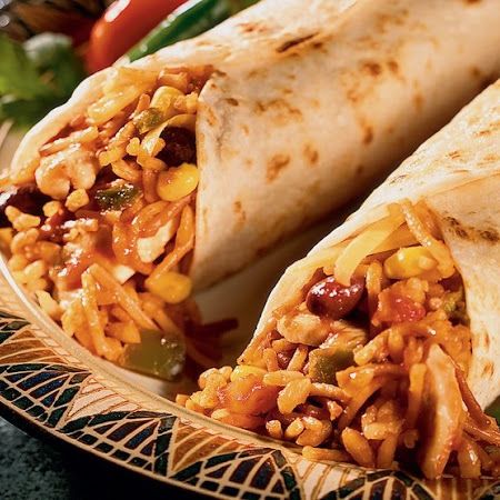 Easy Chicken & Rice Wraps by Rice-A-Roni Essen, Turkey Burritos, Pork Burritos, Burrito Recipe Chicken, Tacos Mexicanos, Rice A Roni, Rice Wraps, Easy Chicken And Rice, Burritos Recipe