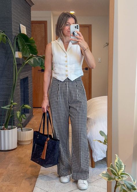 Is She Still Using Her Style Words? (What I Wore) - Seasons + Salt Allison Bornstein, Style Words, Jean Sandals, Freda Salvador, Celebrity Stylist, Outfit Formulas, Wardrobe Update, Getting Dressed, Next Fashion