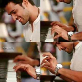 I love boys who play the piano so this made more than I ever thought possible Pyaar Tune Kya Kiya, Play The Piano, Niti Taylor, Parth Samthaan, Crush Pics, Everything Is Awesome, The Piano, Best Actor, Tv Stars