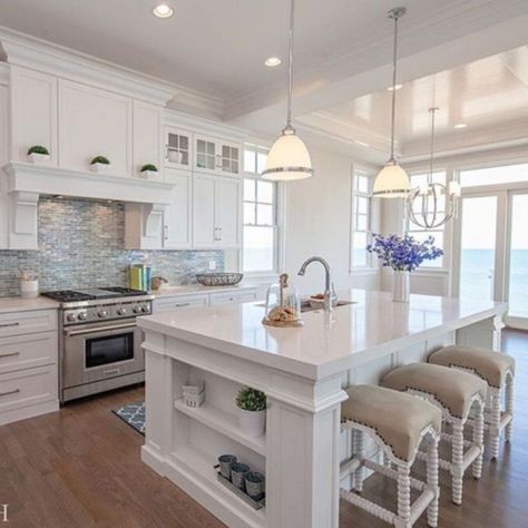 Luxury White Kitchen Design, Luxury White Kitchen, Coastal Kitchen Design, Summer Beach House, Beach Kitchens, Beach House Kitchens, Dream Life House, Dream Beach Houses, Dream Kitchens Design