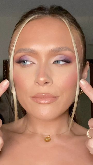 Purple Wedding Makeup For Green Eyes, Purple Natural Eye Makeup, Eye Shadow For Purple Dress, Soft Glam Purple Eyeshadow, Light Purple Smokey Eye, Neutral Purple Eyeshadow, Purple Eye Makeup For Green Eyes, Wedding Makeup Purple Eyeshadow, Dusty Purple Makeup Look