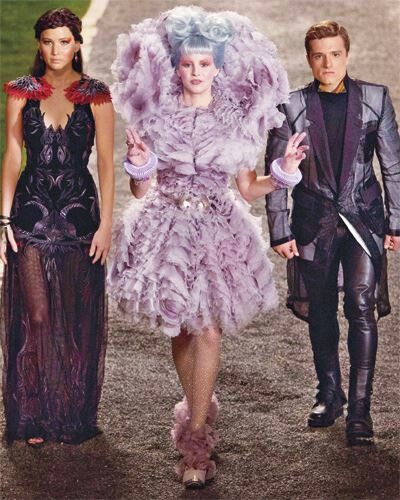 Hunger Games Costume, Hunger Games Outfits, Capitol Couture, Hunger Games Fashion, Effie Trinket, Make Up Inspiration, Septième Art, Hunger Games 3, Hunger Games Series