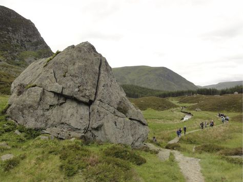 Freeze Thaw Weathering | NO2474 : Physical weathering in Corrie Fee Physical Weathering, Slow Changes, Rock Formations, Bouldering, Geology, Happy Places, The Rock, Mount Rushmore, Physics