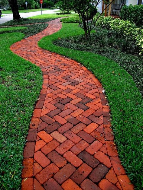 Red brick path. 26 Awesome Backyard Design Ideas You May Want to Try Right Now Kebun Herbal, Taman Diy, Garden Pavers, Taman Air, Brick Pathway, Jardim Diy, Walkway Design, Pathway Landscaping, Brick Path