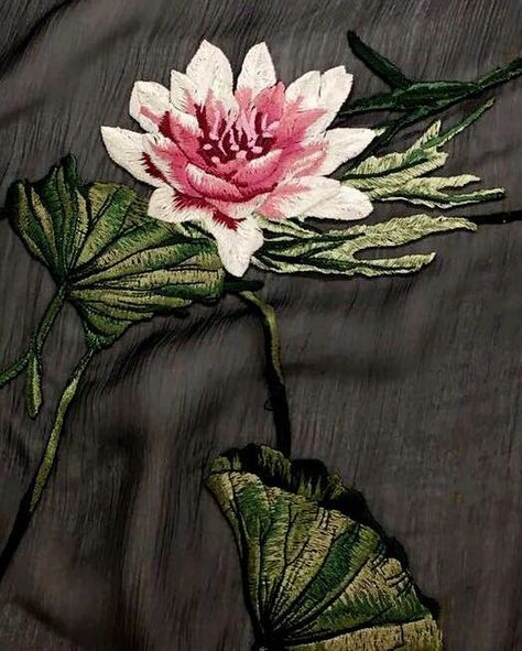 McQueen Water Lily Embroidery, Diy Embroidery Stitches, Threadwork Embroidery, Lily Embroidery, Water Lilly, Edwardian Dress, Instagram Website, Instagram Analytics, Emma Stone