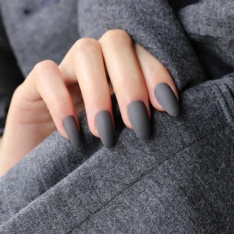 Nail Art Gris, Dark Grey Nails, Grey Matte Nails, Grey Acrylic Nails, Grey Nail Art, Grey Nail, Grey Nail Polish, Grey Nail Designs, Black Acrylic Nails