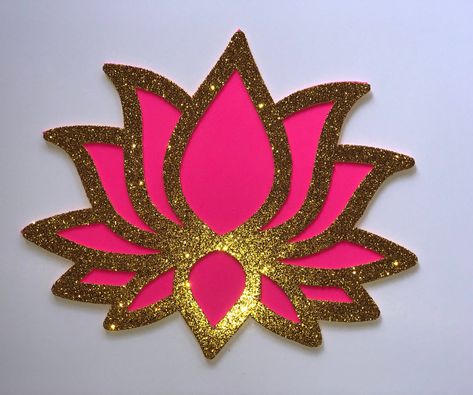 Lotus Diwali Decor, Lotus Diy Decor, Lotus Backdrop Decoration, Lotus Decoration Ideas, Housewarming Indian, Diy Lotus Flower, Lotus Cutout, Indian Backdrop, Navratri Decoration