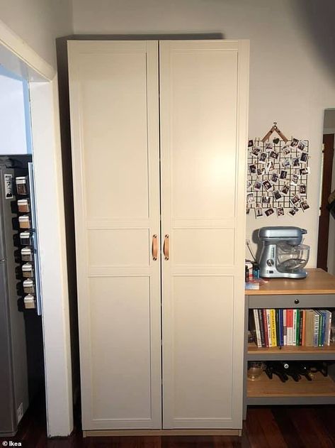 Woman converts an IKEA wardrobe into a VERY well organised pantry | Daily Mail Online Dressing Design Ideas, Pantry Cabinet Ikea, Ikea Kitchen Pantry, Modern Bedroom Wardrobe Ideas, Diy Pantry Cabinet, Apartment Pantry, Organised Pantry, Pantry Hacks, Ikea Cupboards