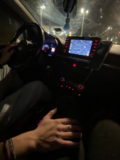 Couple In Car, Dream Dates, Night Couple, Late Night Drives, My Kind Of Love, Fake Pictures, The Perfect Guy, Night Driving, Foto Ideas Instagram