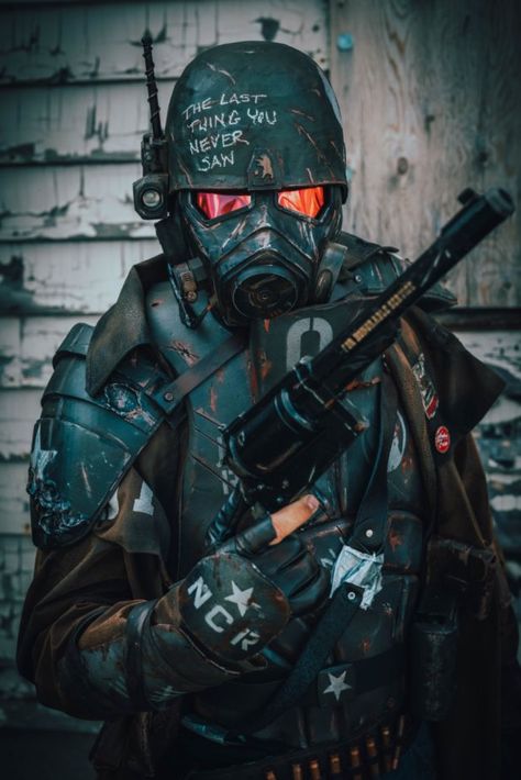 Graffiti, Fallout Props, Fallout Cosplay, New Vegas, Fallout New Vegas, Gas Mask, I Am Game, Fallout, Etsy Seller