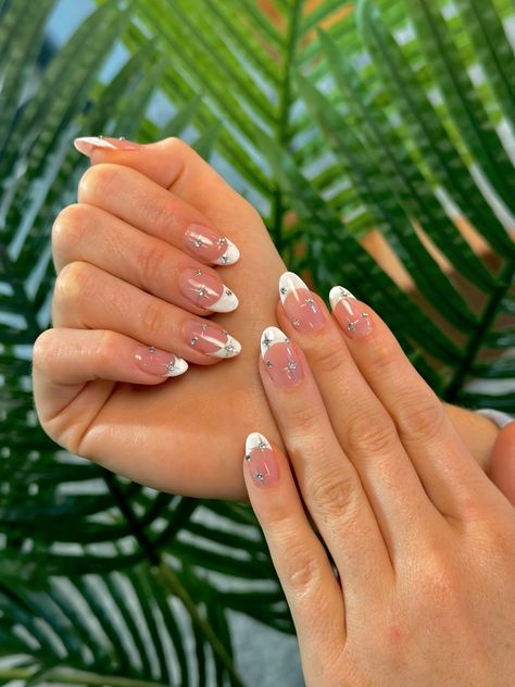 White Frenchies With Rhinestones, Frenchies With Rhinestones, White Frenchies, Gel Nail Extensions, Nail Extensions, Simple Nails, Gel Nails, Sparkle, Nails