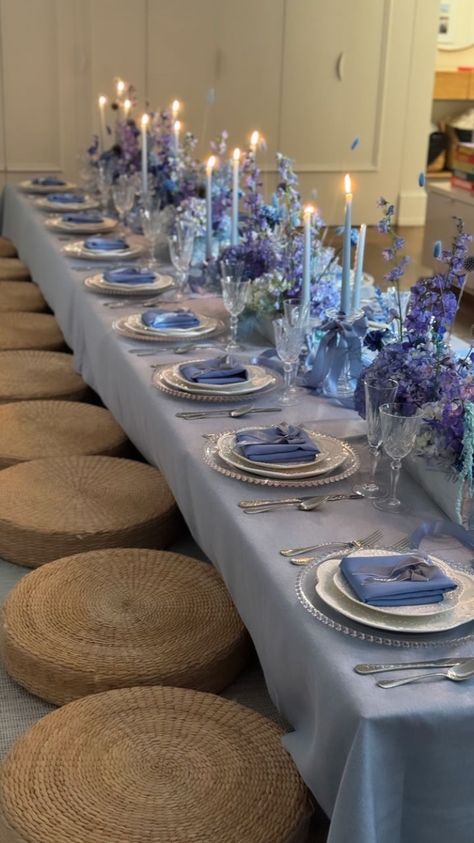 Blue Theme Dinner Party, Blue Dinner Party, Blue Birthday Themes, Confirmation Ideas, Birthday 15, Blue Dinner, Rosé Theme, Birthday Dinner Party, Creative Food Art