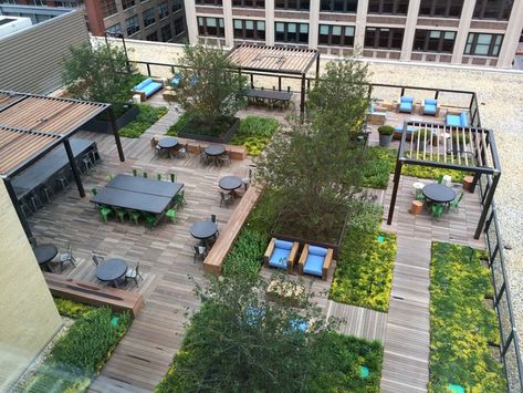 Chicago Shared Roof Deck - Modern - Chicago - by Bison Innovative Products | Houzz IE Top Of A Building, Rooftop Restaurant Design, Rooftop Patio Design, Terraced Landscaping, Roof Garden Design, Wood Tiles, Rooftop Design, Building Roof, Rooftop Patio