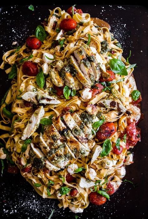 Pesto Chicken Caprese, Pesto Grilled Chicken, Chicken Caprese Pasta, Chicken Caprese, Mozzarella Pasta, Pasta With Chicken, Caprese Pasta, Caprese Chicken, Pesto Chicken Pasta