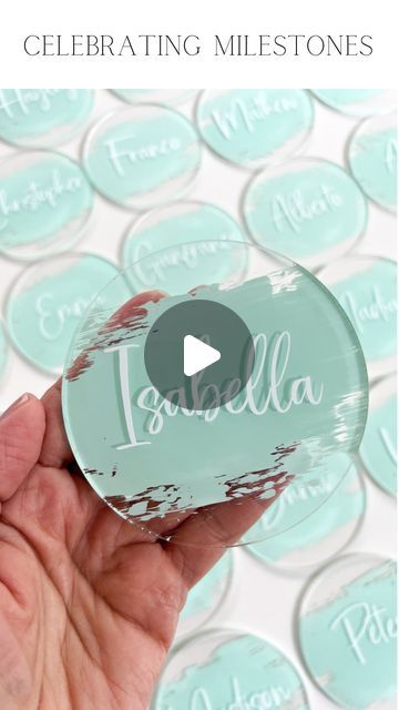 Acrylic Circle Crafts, Personalized Place Settings, Anniversary Favors, Circle Crafts, Wedding Magnet, Instagram Add, Acrylic Signs, Splash Of Colour, Wedding 2025