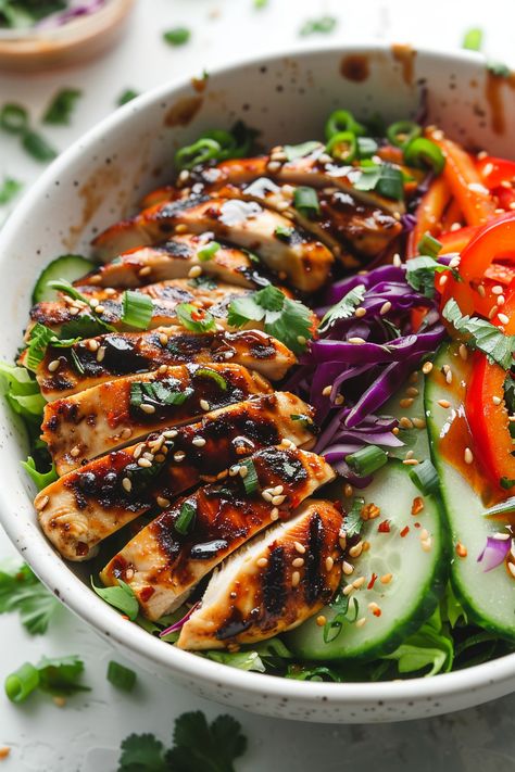 Mouthwatering Asian Keto Chicken Salad Recipe with Ginger Sesame Dressing #ketodiet #ketorecipes #lowcarb Asian Salad Bowl, No Salt Meals, Healthy Chicken Salads, Healthy Asian Salad, Asian Salad Recipes, Bhuna Chicken Recipe, Spring Food Ideas, Salad With Protein, Asian Style Salad