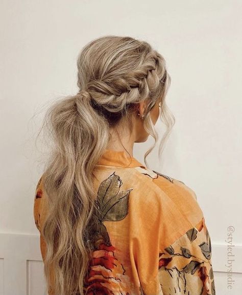 Wedding Ponytail, Easy Trendy Hairstyles, Bridemaids Hairstyles, Cute Prom Hairstyles, Bridal Party Hair, Wedding Hair Up, Bridesmaid Hair Long, Bridesmaid Hair Makeup, Trendy Hairstyle