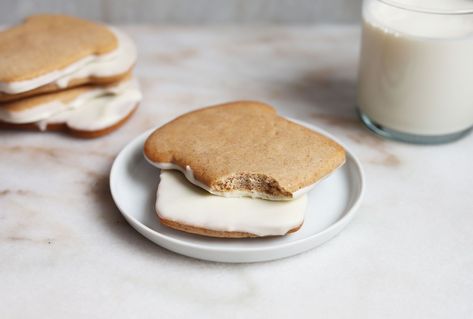 Copycat toast yay! cookies are adorable french toast flavored cookies that are super easy to make at home for Girl Scout cookie enjoyment year-round. Candy Wafers, Dinner Mints, Stained Glass Cookies, Butter Mints, Ginger Molasses Cookies, Molasses Cookies, Girl Scout Cookies, Shaped Cookie, Cookie Monster