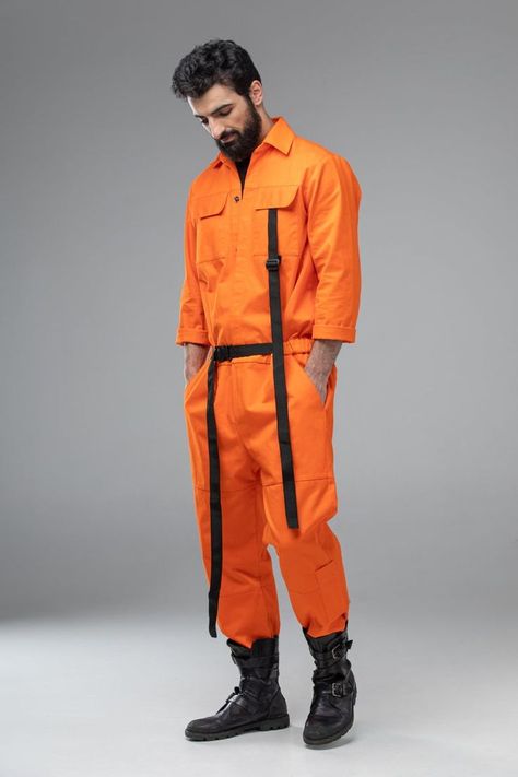 Orange Jumper Outfit, Jumper Outfit Men, Pilot Outfit, Cosmic Fashion, Mechanic Clothes, Mechanic Jumpsuit, Prison Outfit, Couple Outfits Matching, Orange Jumper