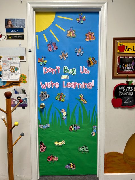 Bugs Door Decorations Classroom, Twos Classroom Door Ideas, Insects Bulletin Board Ideas, Ladybug Classroom Door, Small Classroom Decor, Bug Bulletin Board Ideas, Bug Themed Classroom, Insects Theme Classroom, Classroom Family Tree