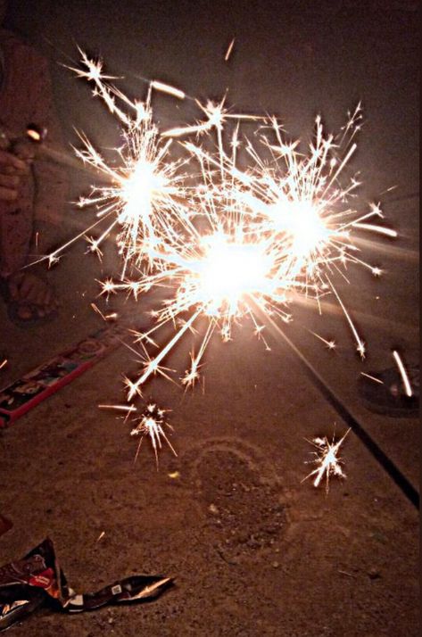 Firecracker Aesthetic, Firecrackers Aesthetic, Fireworks Pictures, 100 Things To Do, Fireworks Show, Future Wedding, The Fool, Fireworks, Jujutsu