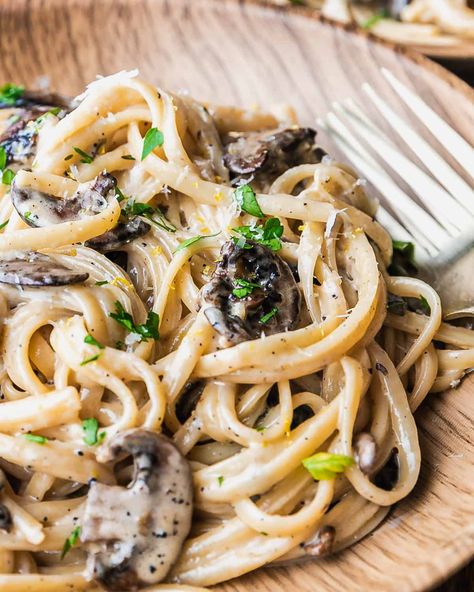 Creamy Truffle Mushroom Pasta Recipe Truffle Pasta Recipe, Truffle Oil Pasta, Mushroom Linguine, Gourmet Pasta, Truffle Sauce, Mushroom Recipes Pasta, Truffle Pasta, Truffle Mushroom, Creamy Mushroom Pasta