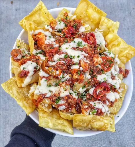 Italian Nachos Recipe, Loaded Pasta, Italian Nachos, Nutrition Therapy, Broccoli Nutrition, Pasta Chips, Nutrition Activities, Nutrition Consultant, Vegetable Nutrition