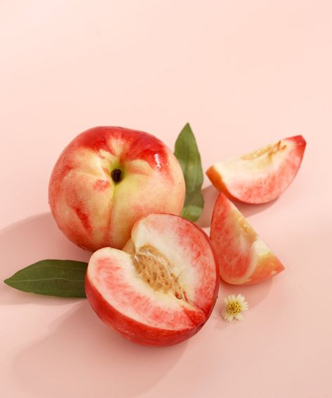 Ripe Peaches against a Pastel Colored Background · Free Stock Photo Fresh Peaches, Colored Background, Peach Flowers, Warm Spring, Studio Shoot, Backgrounds Free, Close Up Photos, Color Of The Year, Raw Food Recipes