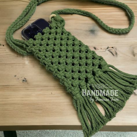 Macrame Tutorial Macrame Phone Bag, Macrame Bags, Macrame Bag, Wooden Ring, Macrame Tutorial, Macrame Cord, Wooden Rings, Cotton Cord, Phone Bag