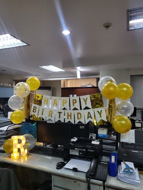 Try this simple birthday office decoration in a limited space. Birthday Decor Office Desks, Decorate Desk For Birthday, Office Happy Birthday Decorations, Office Door Birthday Decorations, Decorate Office For Birthday, Desk Birthday Decorations Office, Birthday Desk Decorations, Birthday Desk Decorations Offices, Birthday Cubicle Decorations