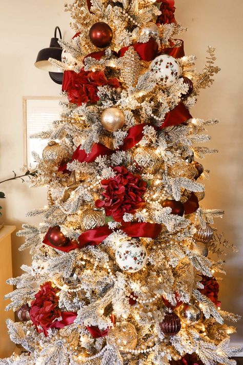 A maroon and gold elegant Christmas tree with strands of pearls, gold beaded garland and florals. This Christmas tree is so beautiful it could be in a hotel lobby. Pearls Christmas Tree, Floral Christmas Tree, Weekend Crafts, Elegant Christmas Trees, Elegant Christmas, Beaded Garland, Hotel Lobby, Christmas 2024, Deck The Halls