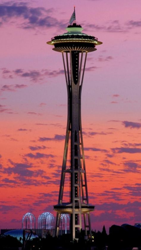 Space Needle - go to the top & watch the sunset while dining at the rotating restaurant. Needle Aesthetic, Seattle Sunset, Seattle Architecture, Space Needle Seattle, Evergreen State, Worlds Fair, Washington Usa, Emerald City, World's Fair