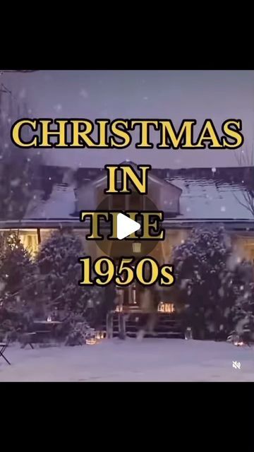 Christmas Places To Visit, Childhood Memories 70s Nostalgia, Old Time Christmas Vintage Holiday, Vintage Christmas Aesthetic Cozy, Old School Christmas Decorations, 50s Christmas Aesthetic, Old Christmas Cartoons, Old Christmas Aesthetic, 90s Christmas Aesthetic