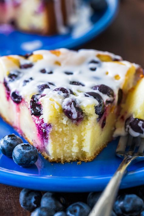 Ricotta Desserts, Blueberry Ricotta Cake, Ricotta Dessert, Blueberry Ricotta, Ricotta Cake Recipes, Strawberry Cake Easy, Recipes Using Cake Mix, Blueberry Breakfast Cake, Apple Coffee Cakes