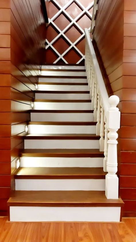 Enclosed Staircase Decorating Ideas - 25 Ideas For Stunning Makeover Enclosed Staircase Decor, Enclosed Staircase Ideas, Enclosed Staircase, Stairway Ideas, Fairy Lights In A Jar, Brick Laying, Staircase Decor, Modern Color Schemes, Statement Lighting