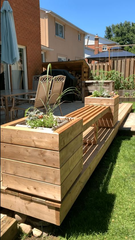 Bench With Planter Boxes, Built In Planters On Deck, Deck Steps With Planter Boxes, Deck Edge Planters, Deck Stairs Planter Boxes, Raised Planter Boxes Diy, Deck With Planter Boxes Built Ins, Built In Deck Planter Boxes, Planter Boxes Around Deck Posts