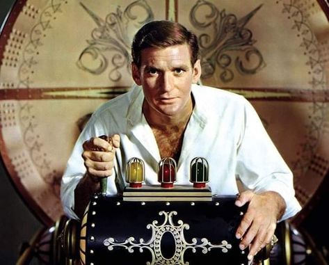 The Time Machine 1960, Time Machine Movie, Rod Taylor, Time Travel Stories, Donald Pleasence, What Is An Artist, The Time Machine, Sci Fi Films, Science Fiction Film