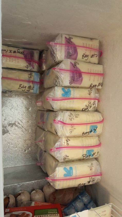 after 5 months I FINALLY figured out the most effective way to store my breastmilk. Storing Breastmilk, Baby Storage, Water Birth, Surprise Baby, Breastmilk Storage, Pregnancy Information, Getting Ready For Baby, Baby Life Hacks, Breastfeeding And Pumping