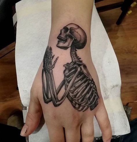 Skeleton at prayer by Gustav Fröberg, an artist based in Helsinki, Finland. Praying Skeleton Tattoo, Praying Skeleton, Small Skull Tattoo, Memento Mori Tattoo, Skull Tattoo Flowers, Siamese Twins, Skeleton Tattoo, Skeleton Tattoos, Joker Tattoo