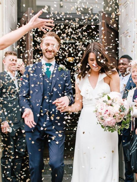 Heart-shaped confetti adds a festive touch to this wedding exit. Confetti Wedding Photo, Whistles Dress, Heart Bouquet, Anna Edit, Fairy Tail Wedding, Italian Wedding Venues, Indian Bridesmaid Dresses, Confetti Wedding, Pink Book