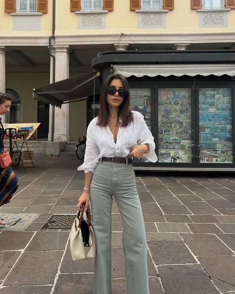 Ani Margarian (@ani.maar) • Instagram photos and videos Business Casual Office Outfits, Casual Office Outfits, European Style Outfits, Corporate Wardrobe, Smart Casual Women Outfits, Scandi Fashion, Office Casual Outfit, Effortless Outfit, Winter Vibes