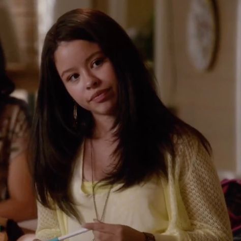 Mariana Adams Foster, Mariana The Fosters, The Fosters Mariana, The Fosters Callie, Callie Foster Gif, Mariana Foster, Callie Adams Foster Gif, The Fosters Stef And Callie, Cierra Ramirez