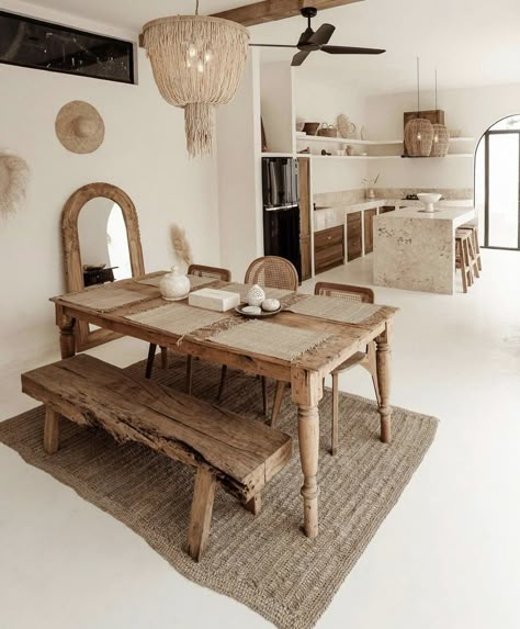 Mediterranean Interior, Mediterranean Home, Boho Interior, Wooden Table, Home Fashion, Dream Home Design, Puglia, 인테리어 디자인, House Inspiration